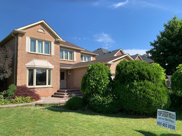 Tops Roofing Company (Burlington) | 2183 Sandringham Dr, Burlington, ON L7P 3E7, Canada | Phone: (905) 465-0538