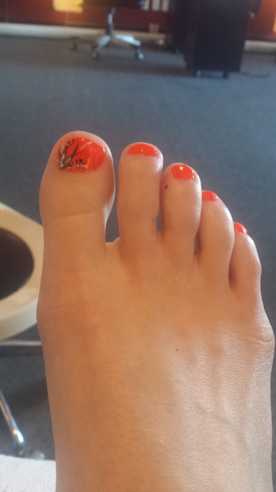 Jennys waxing and semi permanent makeup | 14915 107 Ave, Edmonton, AB T5P 0X8, Canada | Phone: (587) 408-8441