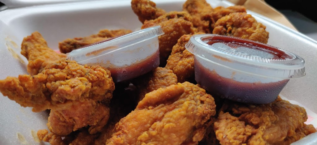 Pizza Hot Wings | 3883 Don Mills Rd, North York, ON M2H 2S7, Canada | Phone: (416) 490-6325