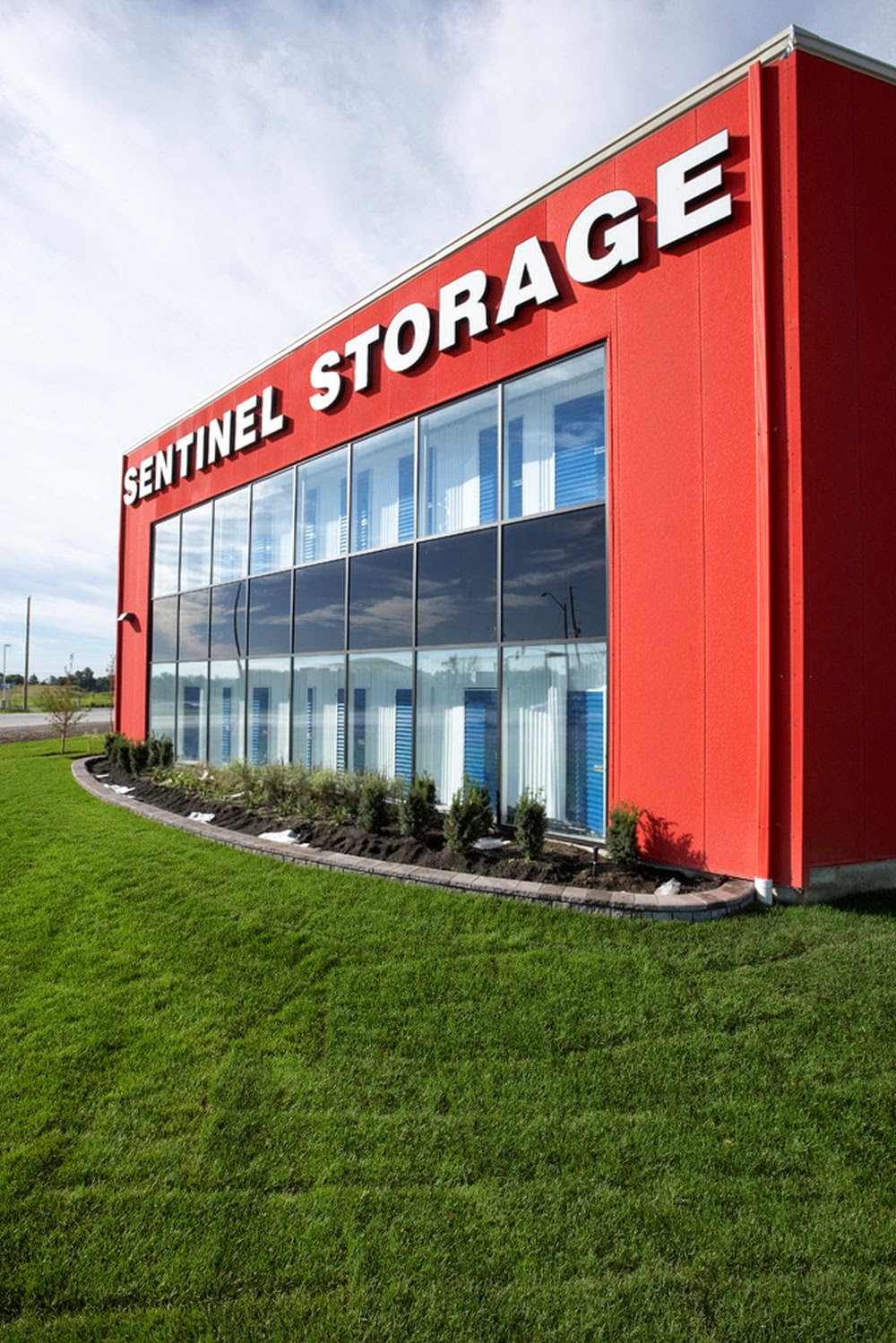 Sentinel Storage - Stouffville | 12230 Kennedy Rd, Whitchurch-Stouffville, ON L4A 2J5, Canada | Phone: (905) 927-1800