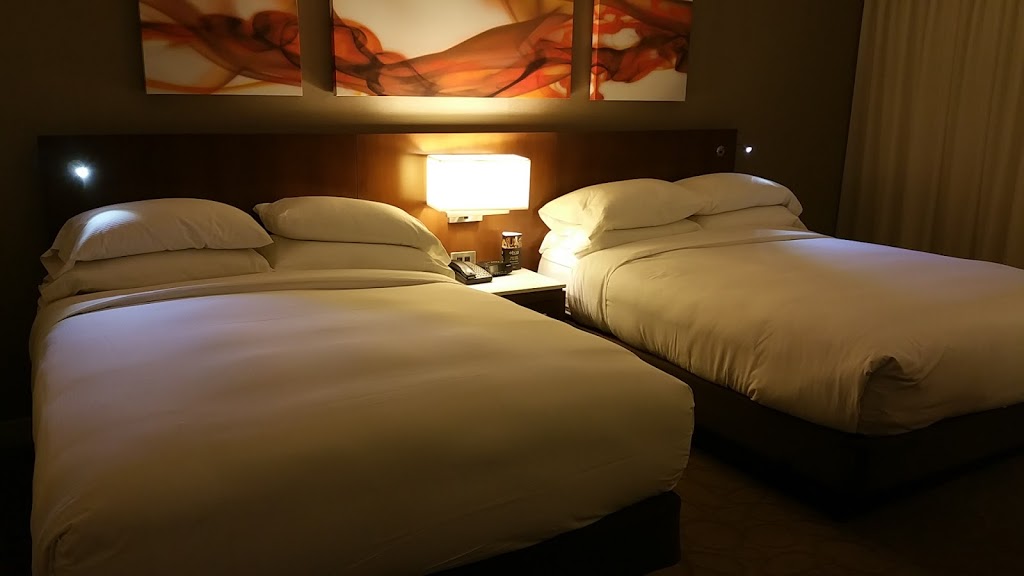 Hilton Mississauga/Meadowvale | 6750 Mississauga Rd, Mississauga, ON L5N 2L3, Canada | Phone: (905) 821-1981