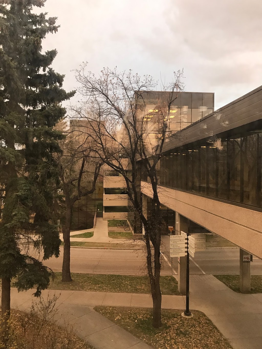University of Calgary Art Parkade | 110 University Gate NW, Calgary, AB T2N 4V8, Canada | Phone: (403) 220-6771