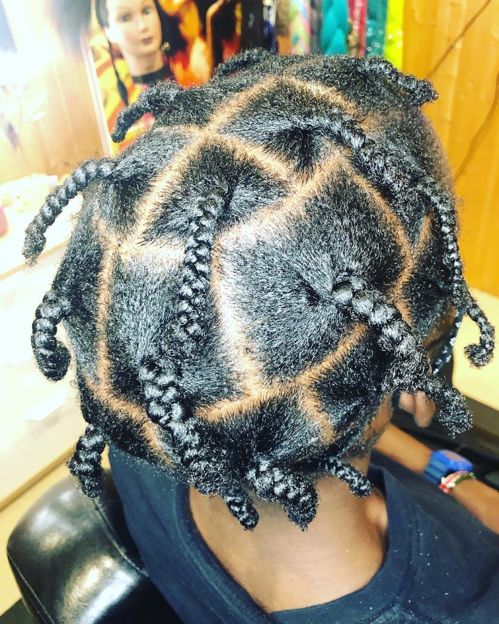 Butterfly Braids | 173 Huntersfield Dr, Ottawa, ON K1T 3M1, Canada | Phone: (613) 290-2773