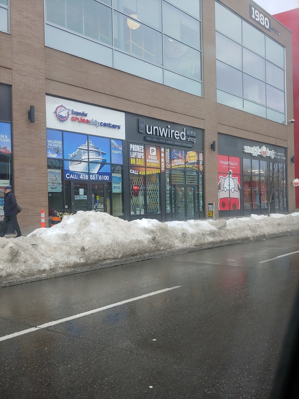 Snuggle Bugz - Stockyards | 1980 St Clair Ave W, Toronto, ON M6N 0A3, Canada | Phone: (416) 775-9347