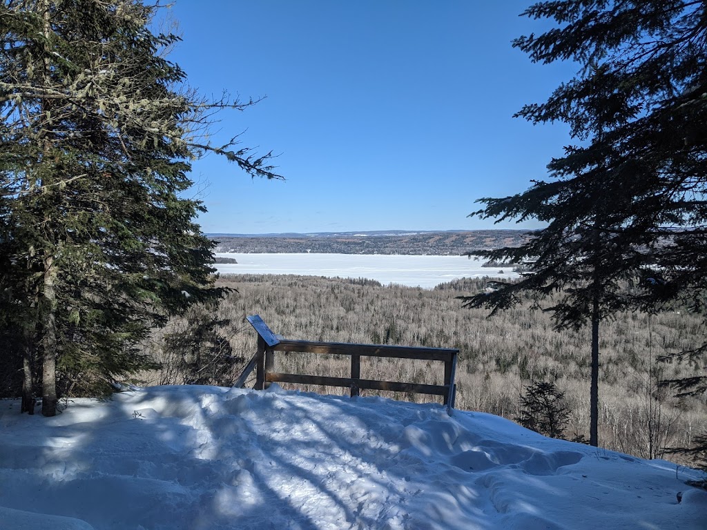 Sentier Du Promontoire Panoramique De La Baie Dominique | 44-210 Chem. Ferland, Saint-Michel-des-Saints, QC J0K 3B0, Canada | Phone: (450) 751-4219
