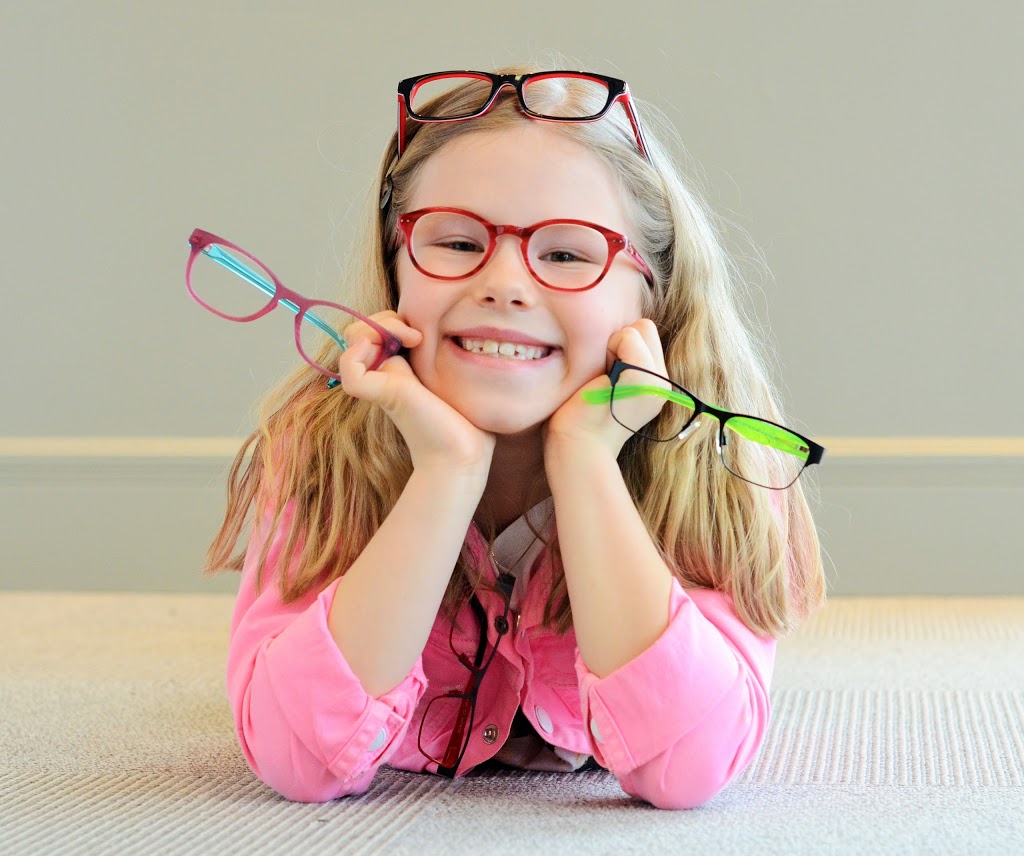 Espace Optique | 590 Boulevard Jacques-Bizard, LÎle-Bizard, QC H9C 2H2, Canada | Phone: (514) 696-4747