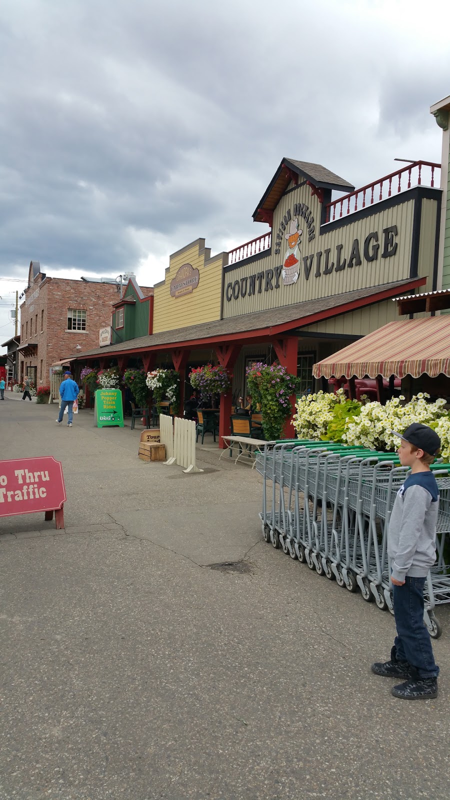 Bella Vista Farm Market | 5011 Bella Vista Rd, Vernon, BC V1H 1A1, Canada | Phone: (250) 545-0105