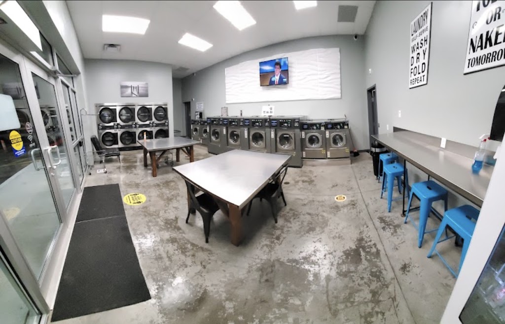 OneStop Carwash,laundromat &Dog wash | 68 Scott Ave, Paris, ON N3L 3R1, Canada | Phone: (519) 442-0008