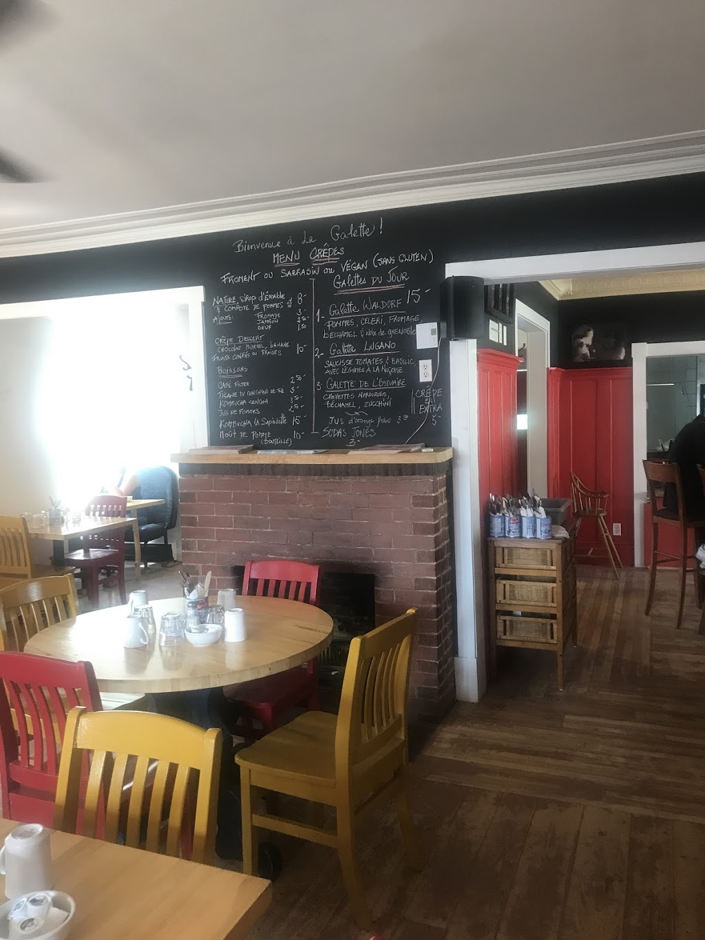 La Galette | 19 Rue Principale N, Sutton, QC J0E 2K0, Canada | Phone: (450) 538-3000