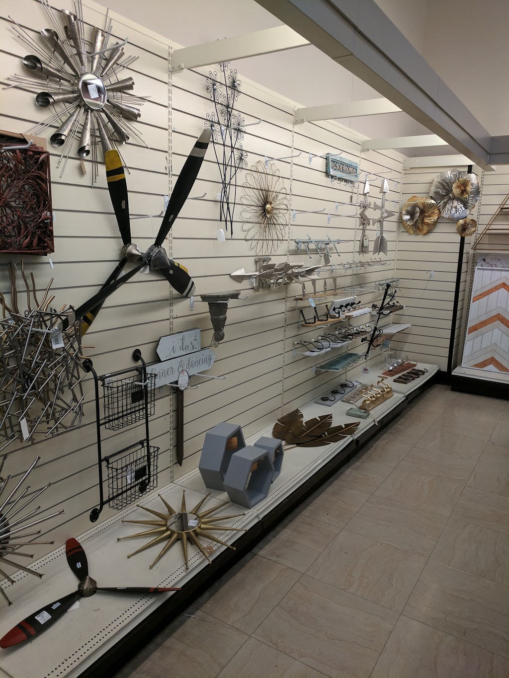 HomeSense | 4949 Canoe Pass Way Unit312, Tsawwassen, BC V4M 0B2, Canada | Phone: (604) 940-1553