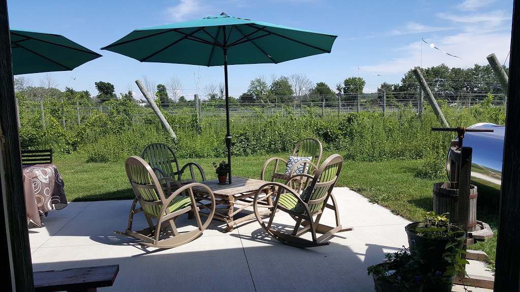 3 North Vines | 5940 Peck Rd, Croswell, MI 48422, USA | Phone: (810) 956-2706