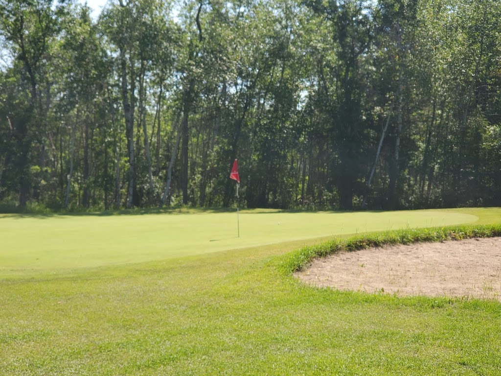 Marvellous Meadows Golf and Grill | 20091 Arnes Rd, Arnes, MB R0C 0C0, Canada | Phone: (204) 642-4653