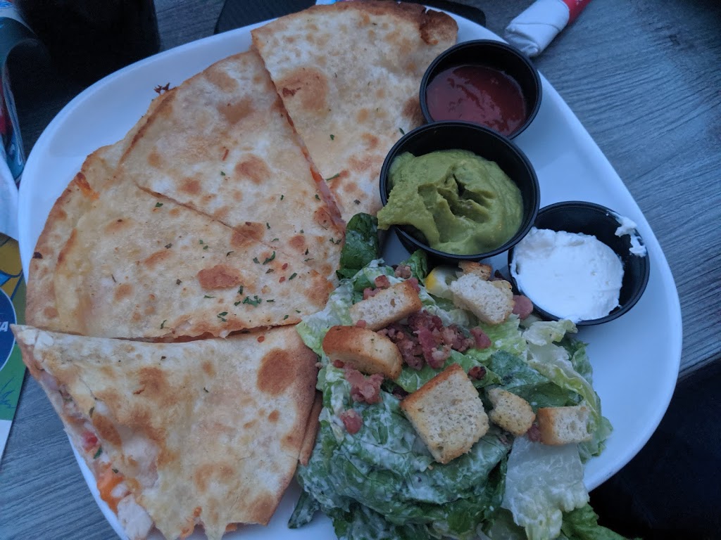Boston Pizza | 490 Empire Rd, Sherkston, ON L0S 1R0, Canada | Phone: (905) 894-1991