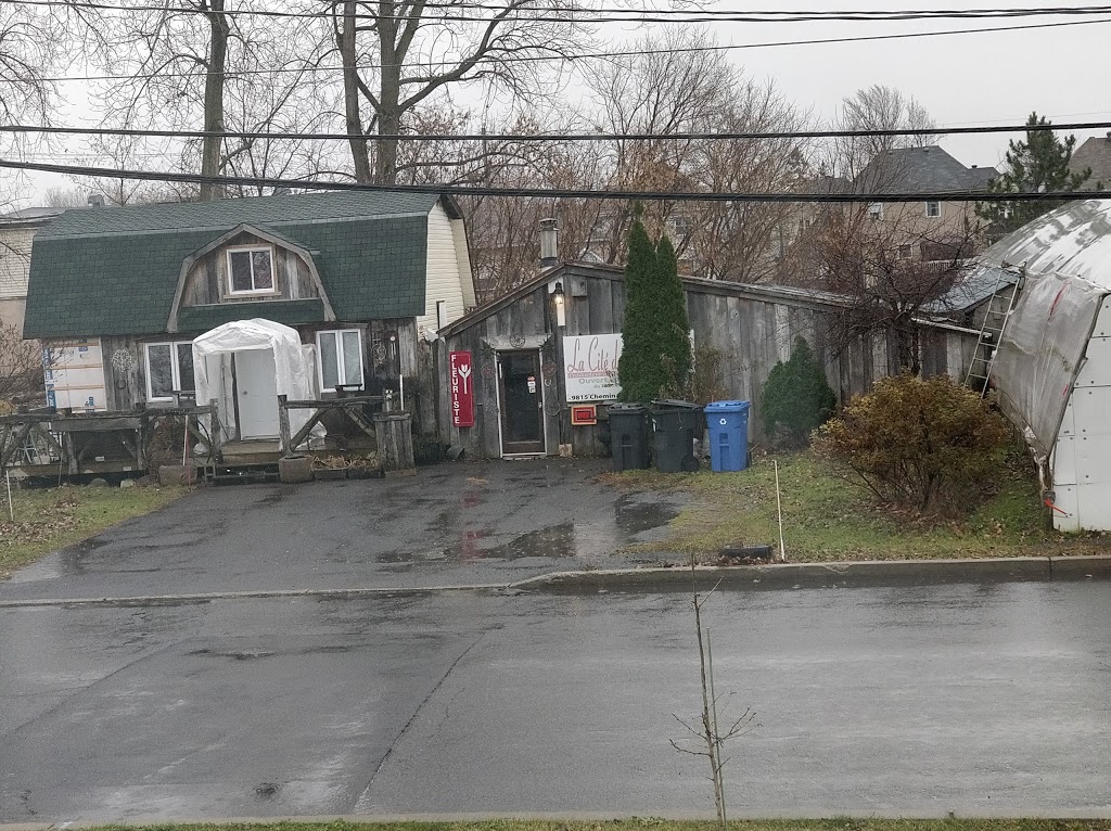 Cite Des Roses | 9815 Chemin de Chambly, Saint-Hubert, QC J3Y 5K2, Canada | Phone: (450) 656-8595