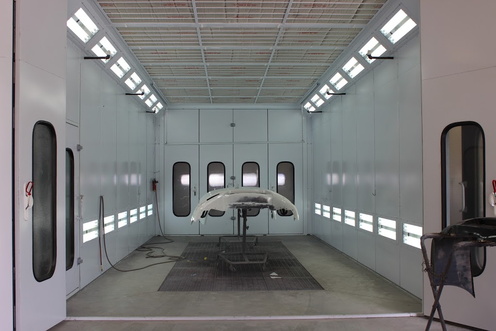 Boyd Autobody & Glass | 1120 Carmi Ave, Penticton, BC V2A 3H2, Canada | Phone: (250) 492-2323