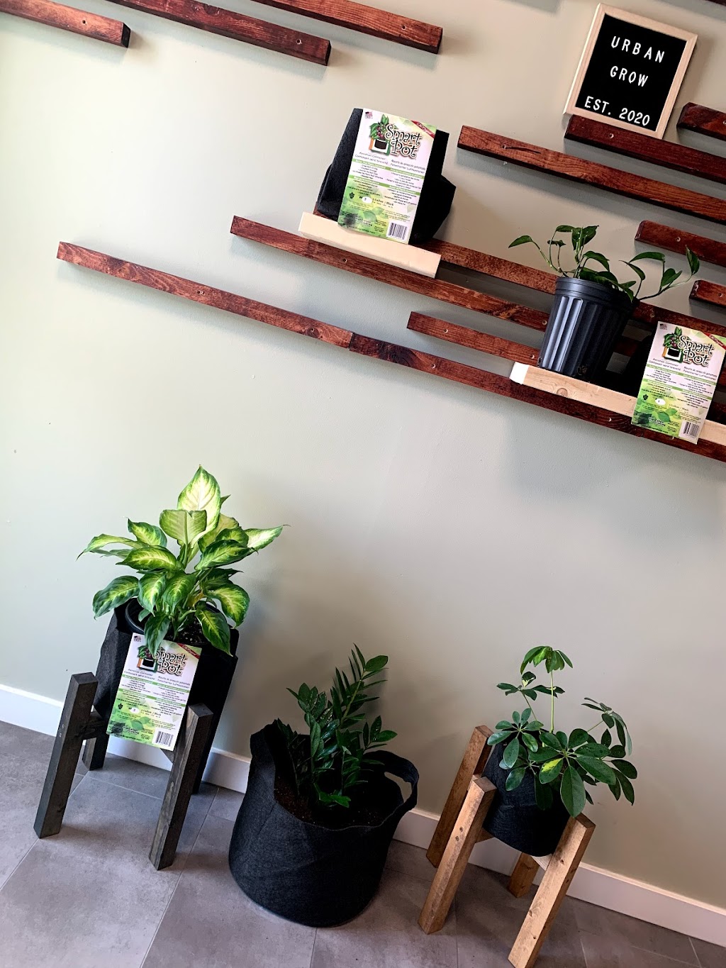 Urban Grow Garden Supply | 113 St Annes Rd Unit 102, Winnipeg, MB R2M 2Z1, Canada | Phone: (204) 255-9292