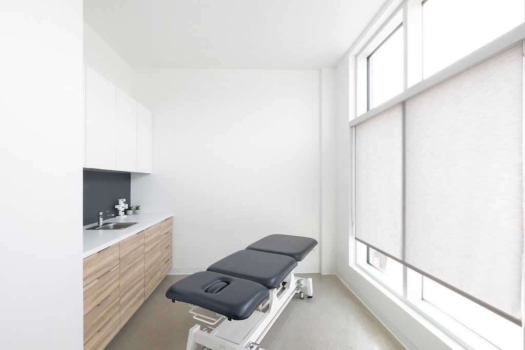 Action Sport Physio Blainville | 1415 rue, Boulevard Michèle-Bohec local 101, Blainville, QC J7C 0M4, Canada | Phone: (450) 970-3101