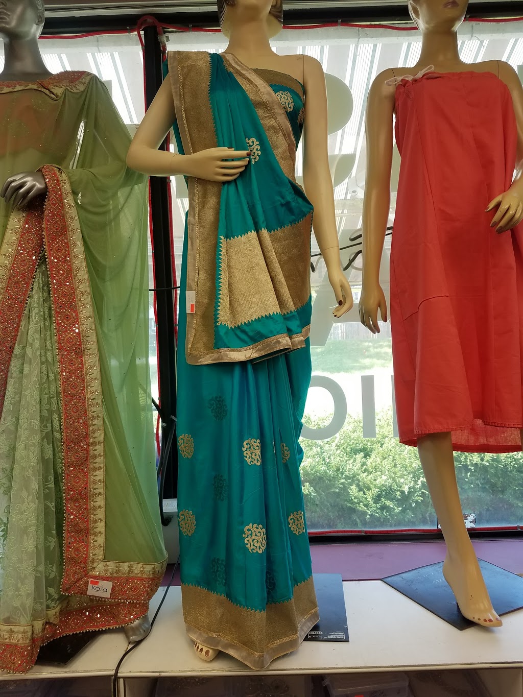 Fashion Valley | 795 Middlefield Rd, Scarborough, ON M1V 2T9, Canada | Phone: (416) 299-4383