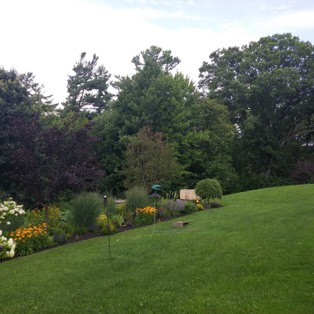 Hospice Renfrew Inc | 459 Albert St, Renfrew, ON K7V 1V8, Canada | Phone: (613) 433-3993