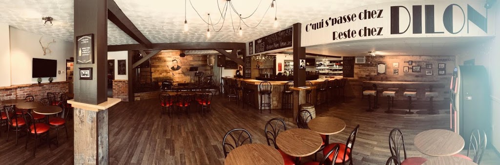 Bar Terrasse chez Dilon | 611 Rue Principale, Saint-Adelphe, QC G0X 2G0, Canada | Phone: (418) 322-6625