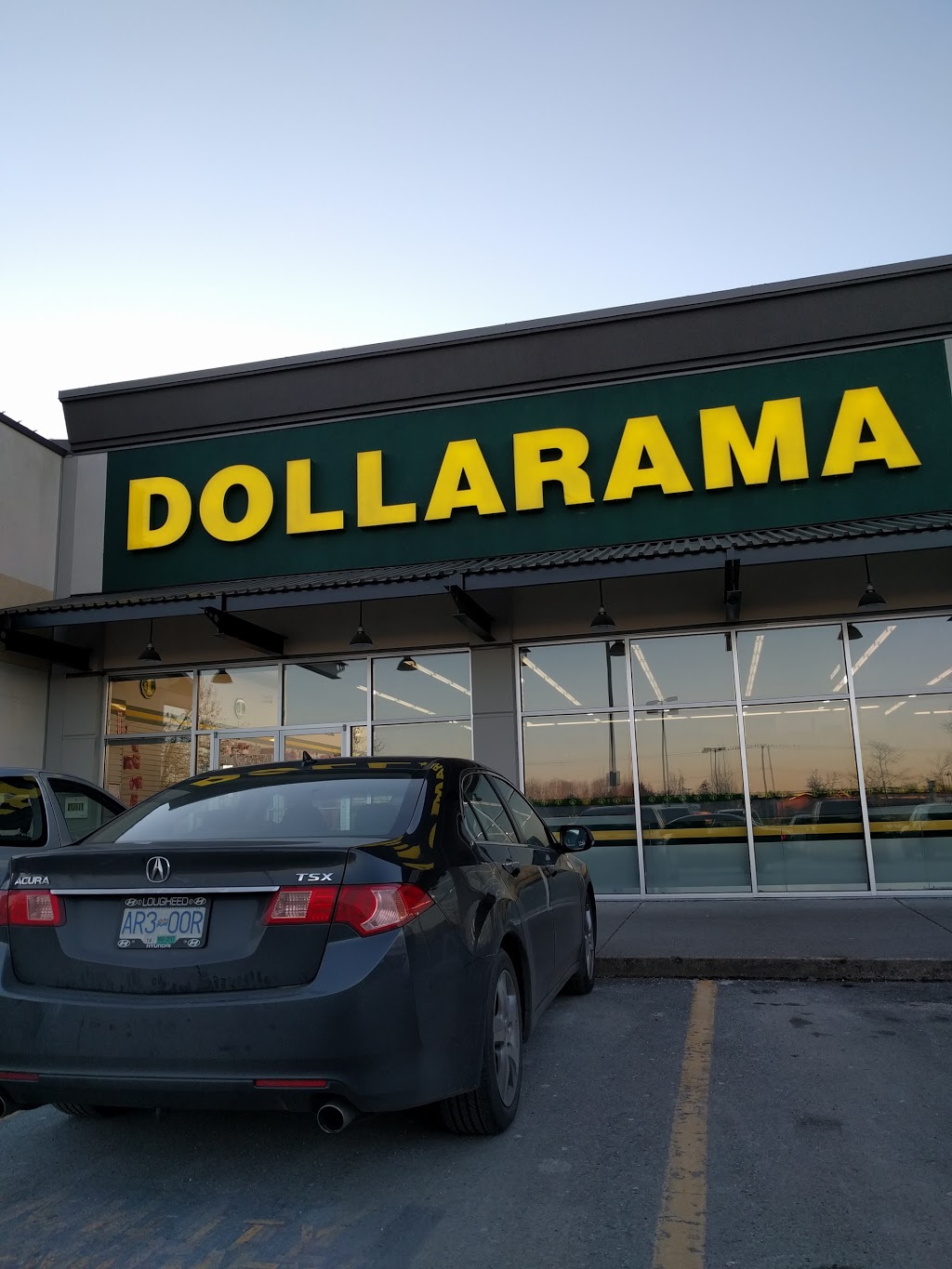 Dollarama | Shoppers, 8195 120 St, Delta, BC V4C 6P7, Canada | Phone: (604) 595-8472