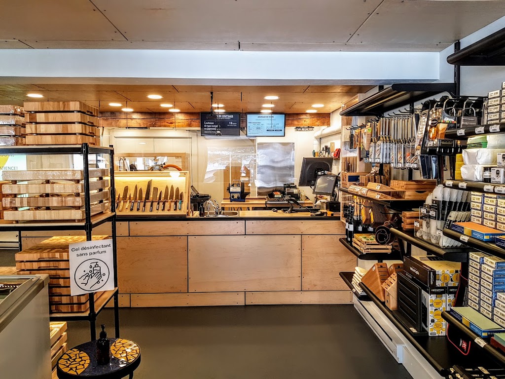 LAiguisoir | 1389 Rue de la Sapinière, Val-David, QC J0T 2N0, Canada | Phone: (819) 774-0888