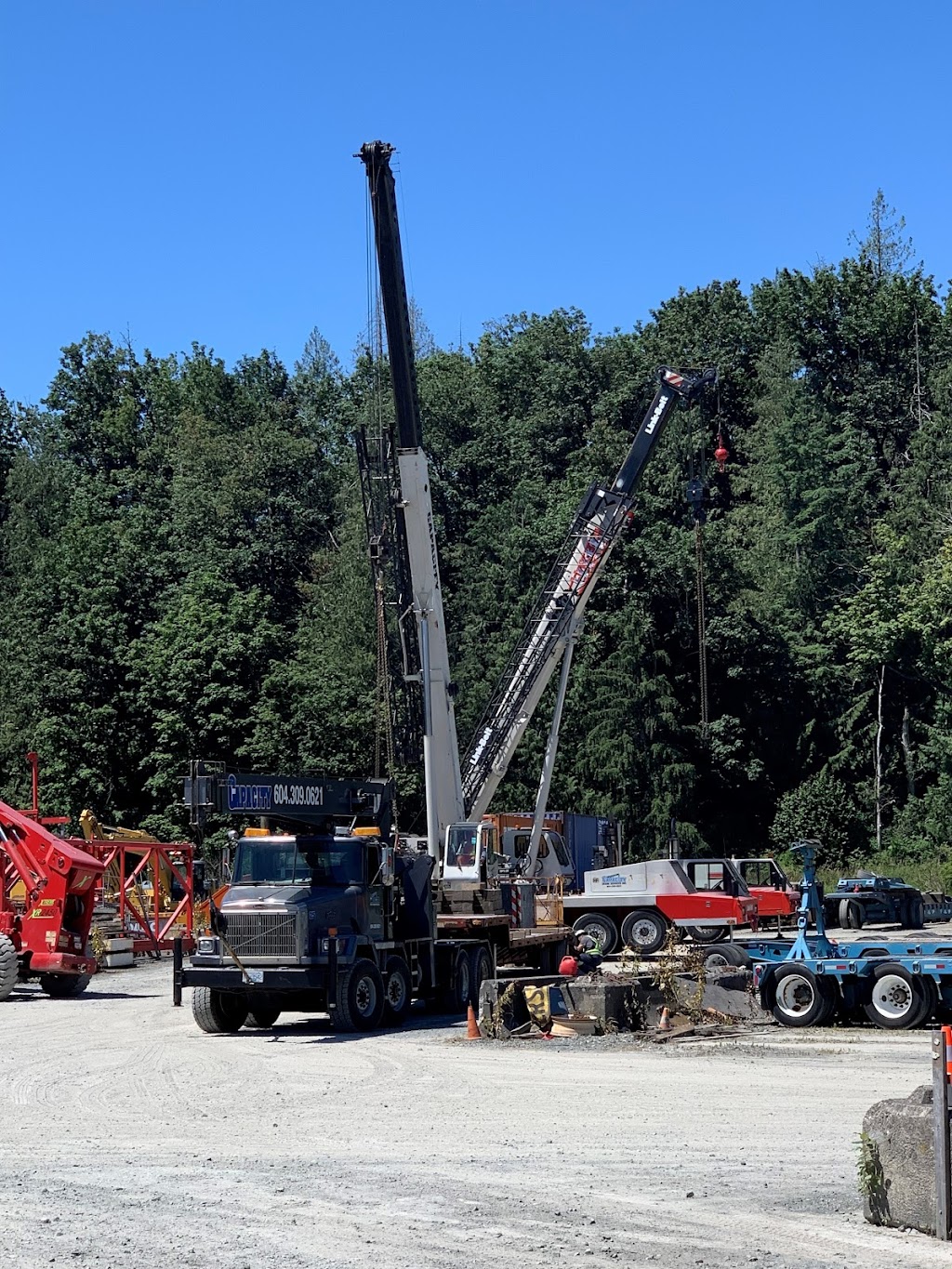 Capacity Truck & Crane Rental Services | store | 30691Simpson rd, Abbotsford, BC V2T 1R7, Canada | 6043090621 OR +1 604-309-0621