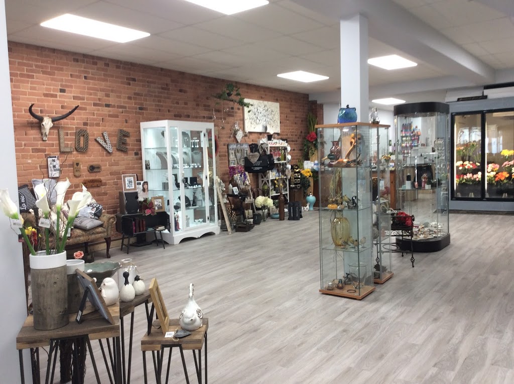Bernard Tessier Fleuriste | 533 Rue Principale, Lachute, QC J8H 1Y6, Canada | Phone: (450) 562-2825