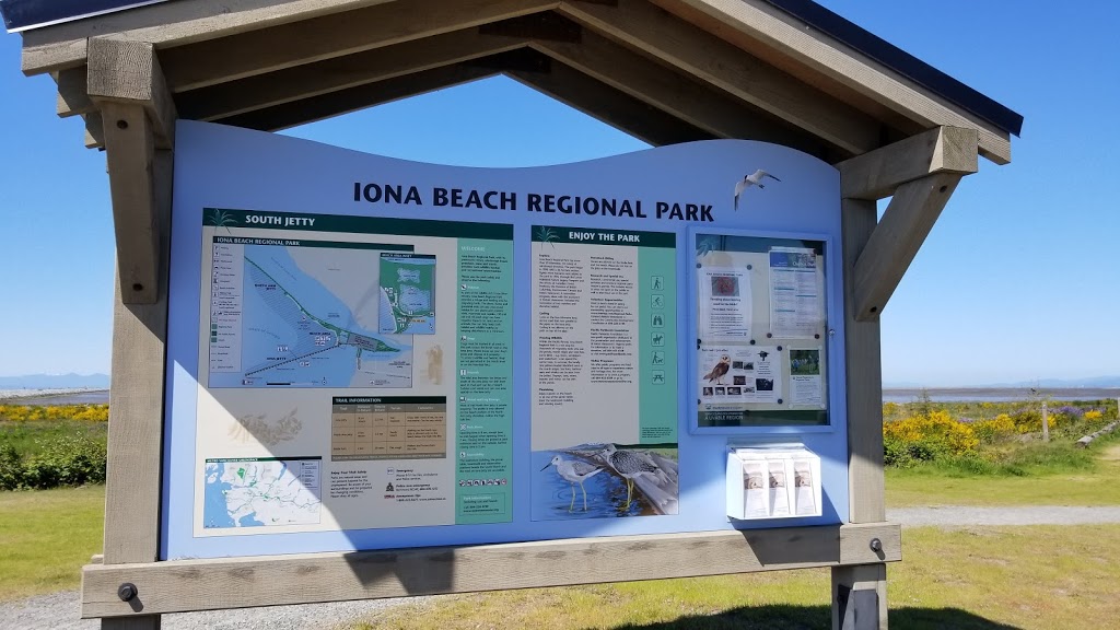Iona Beach Regional Park | park | 900 Ferguson Rd, Richmond, BC V7B 1W7, Canada | 6042245739 OR +1 604-224-5739