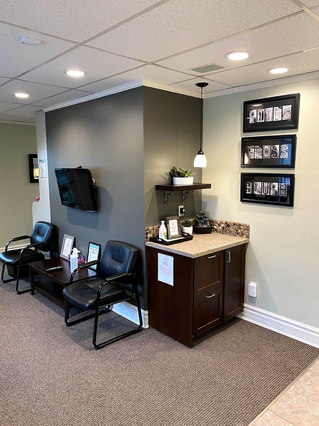 Downtown Nanaimo Dental Group "Life Enhancing Dentistry" | 140 Wallace St Suite #5, Nanaimo, BC V9R 5B1, Canada | Phone: (250) 754-4322