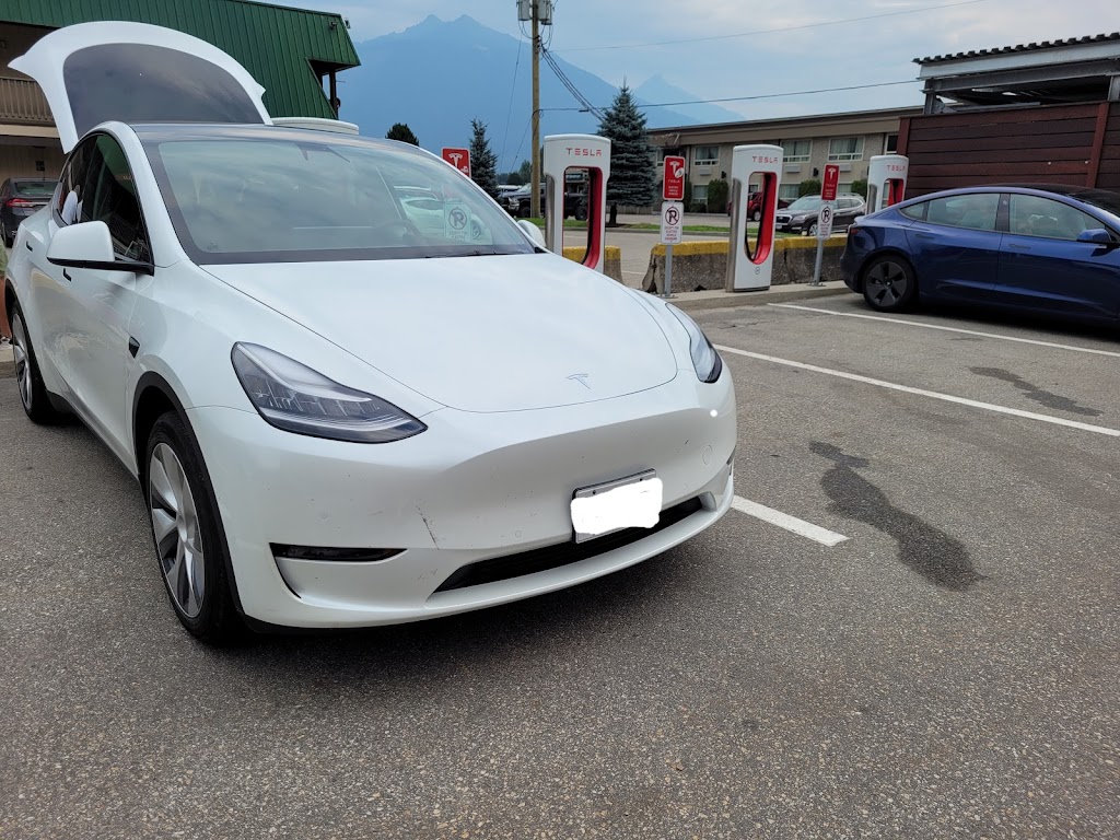 Tesla Supercharger | 1925 Laforme Blvd, Revelstoke, BC V0E 2S0, Canada | Phone: (877) 798-3752