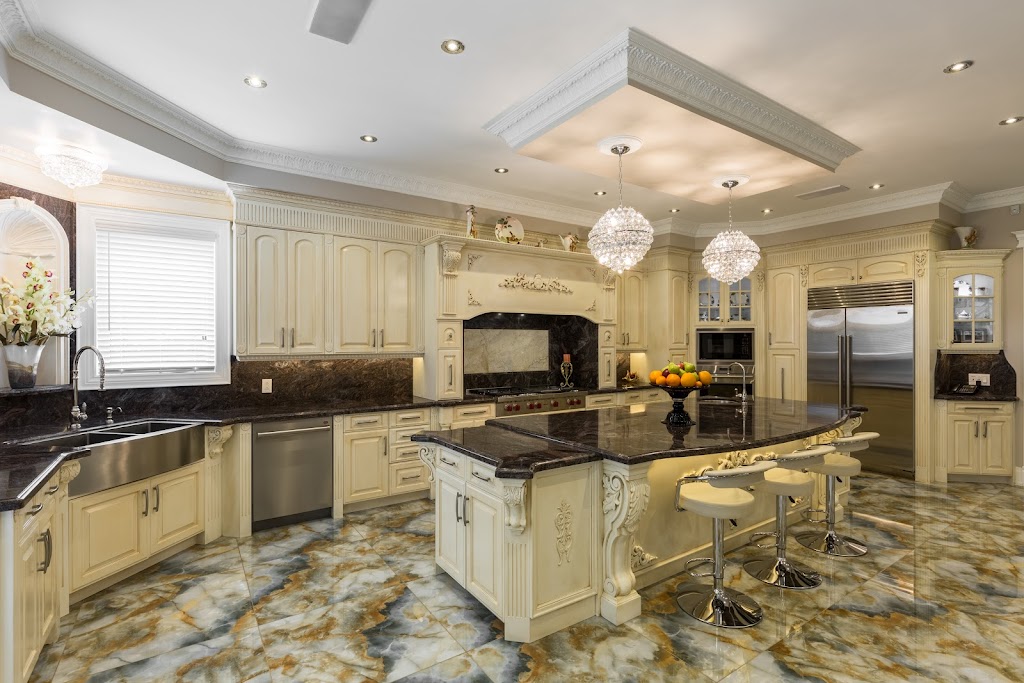 LP Homes | 2363 Camilla Rd, Mississauga, ON L5A 2K4, Canada | Phone: (416) 562-8617