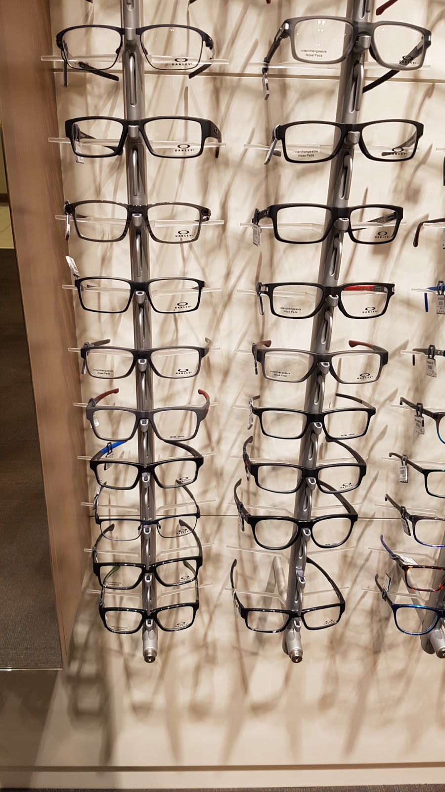 Lunetterie New Look | 105 Boulevard des Promenades, Saint-Bruno-de-Montarville, QC J3V 5K2, Canada | Phone: (450) 441-0812