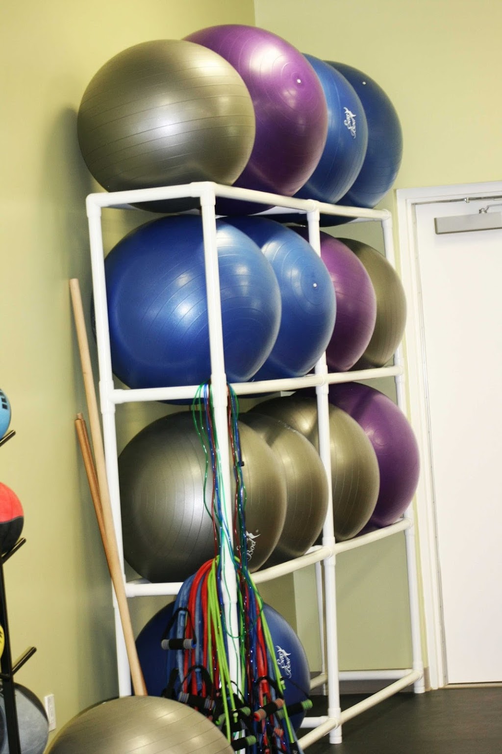 DURHAM FITNESS CENTRE | 245 Elm St E, Durham, ON N0G 1R0, Canada | Phone: (519) 369-6361