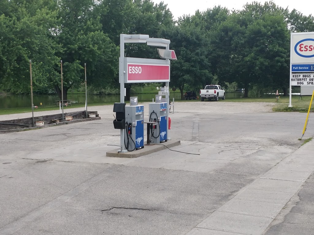 Esso | 1220 Queens Bush Rd, Wellesley, ON N0B 2T0, Canada | Phone: (519) 656-2725