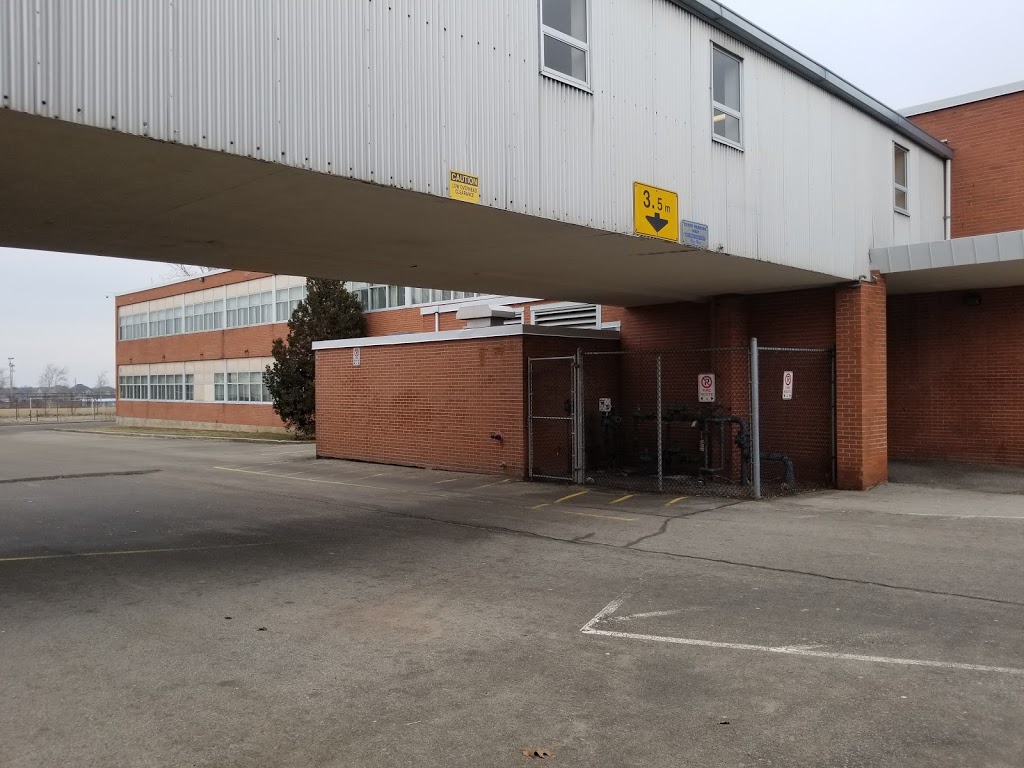 Beamsville District Secondary School | 4317 Central Ave, Beamsville, ON L0R 1B0, Canada | Phone: (905) 563-8267