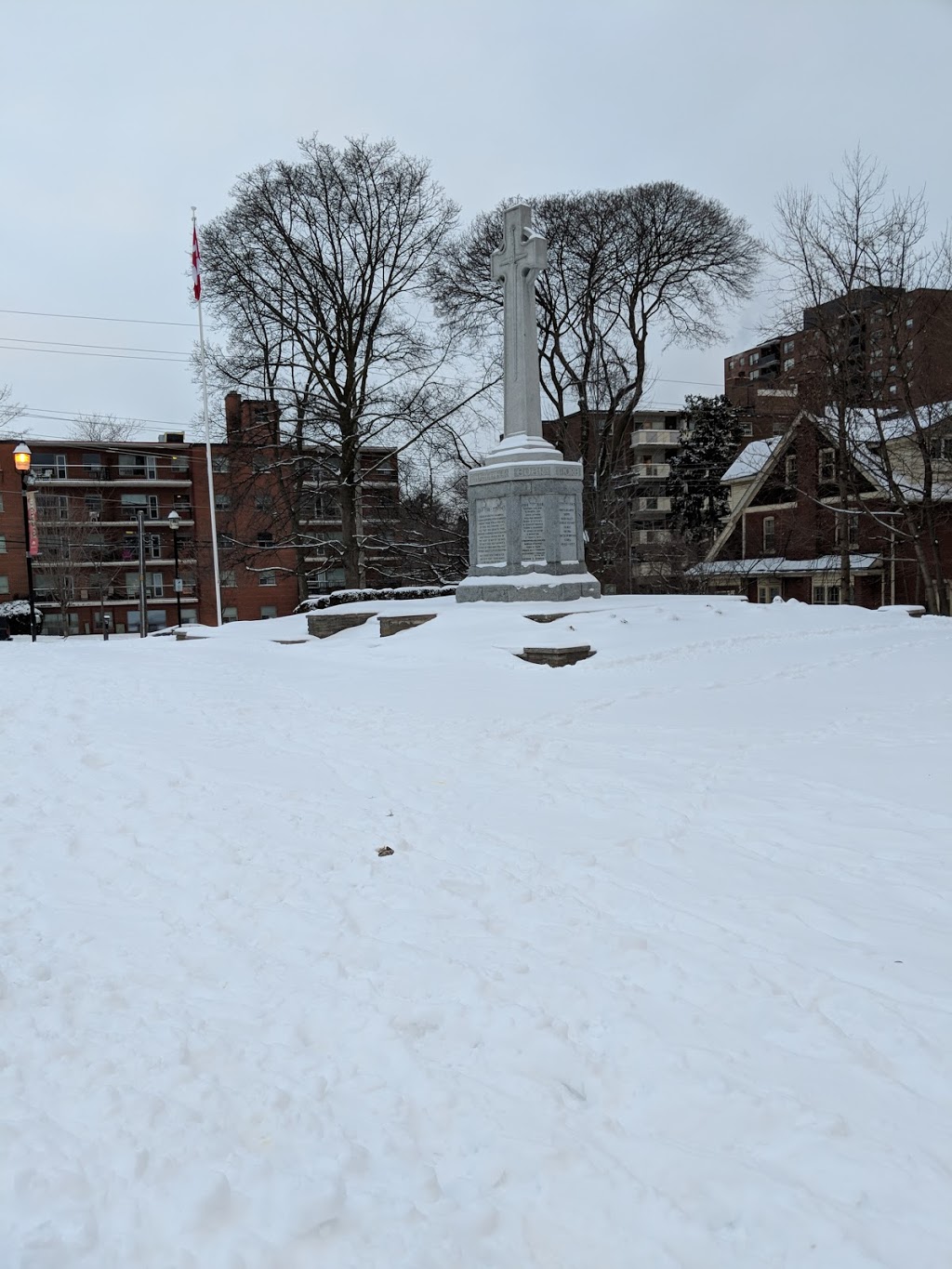 Cenotaph Park | 29 Stavebank Rd, Mississauga, ON L5G 2T5, Canada | Phone: (306) 435-2988