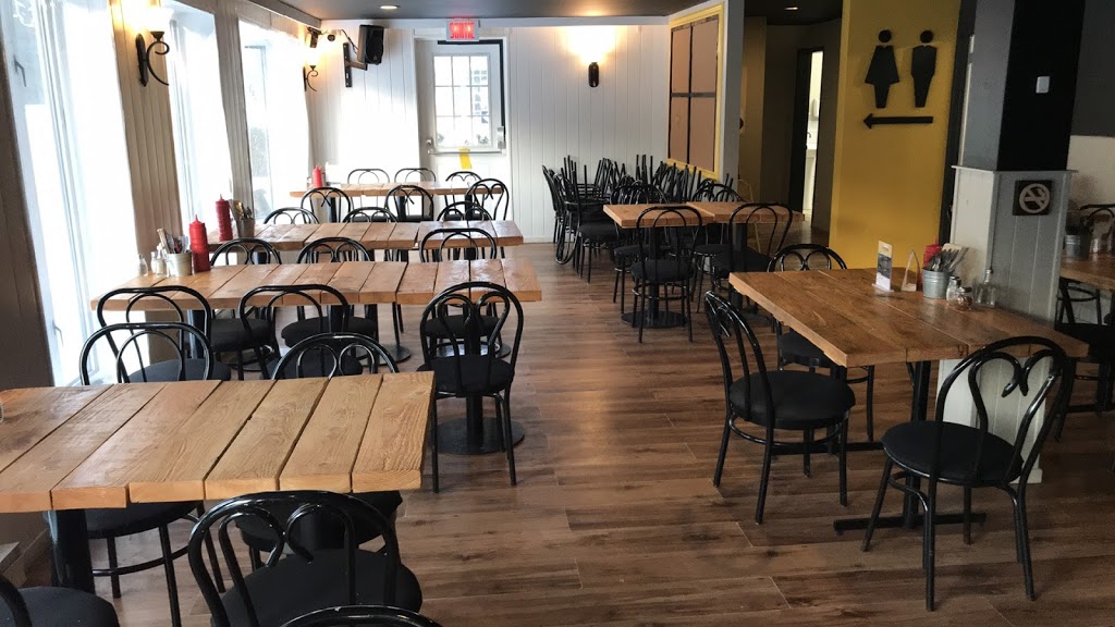 Taxi Pizza Resto bar | 211 QC-201, Rigaud, QC J0P 1P0, Canada | Phone: (450) 458-8294