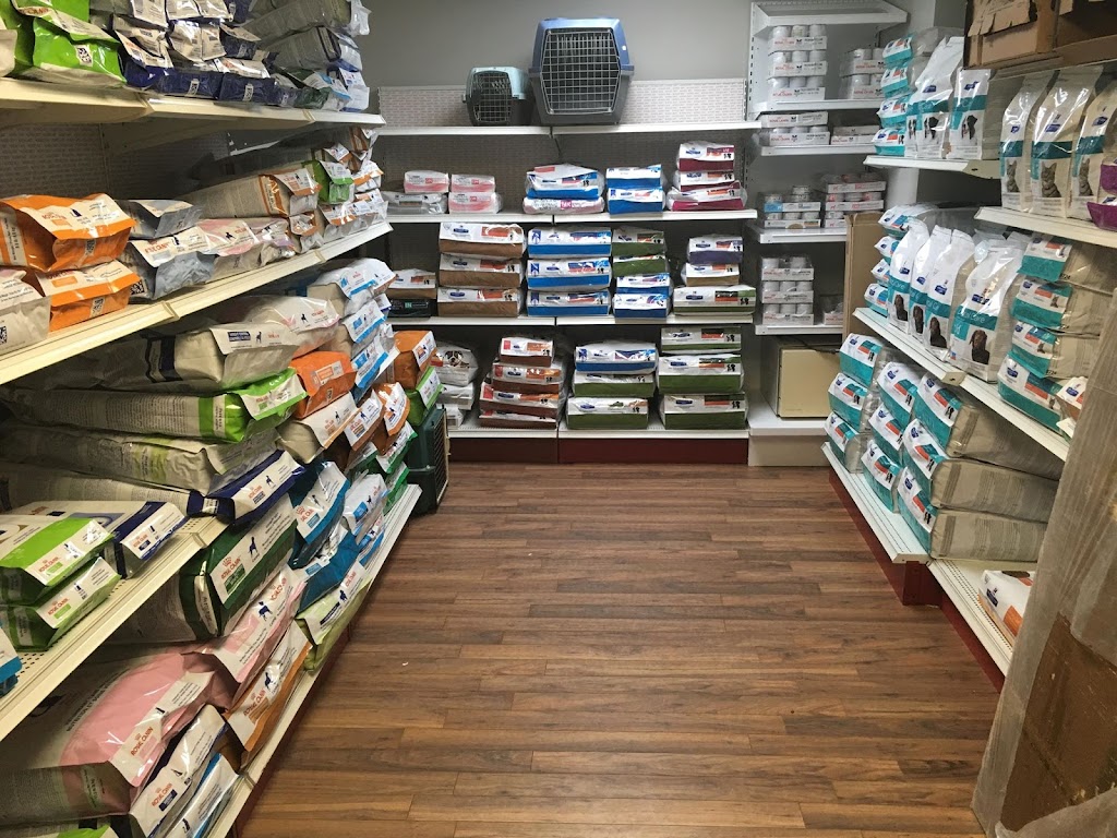 Clinique Vétérinaire Mont-Tremblant | 1290 Rue Groulx, Mont-Tremblant, QC J8E 3B8, Canada | Phone: (819) 425-9855