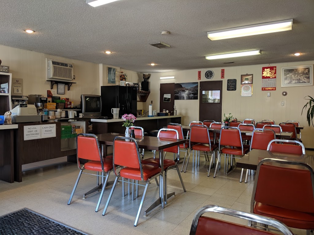 Tavistock Restaurant | 36 Woodstock St S, Tavistock, ON N0B 2R0, Canada | Phone: (519) 655-2171