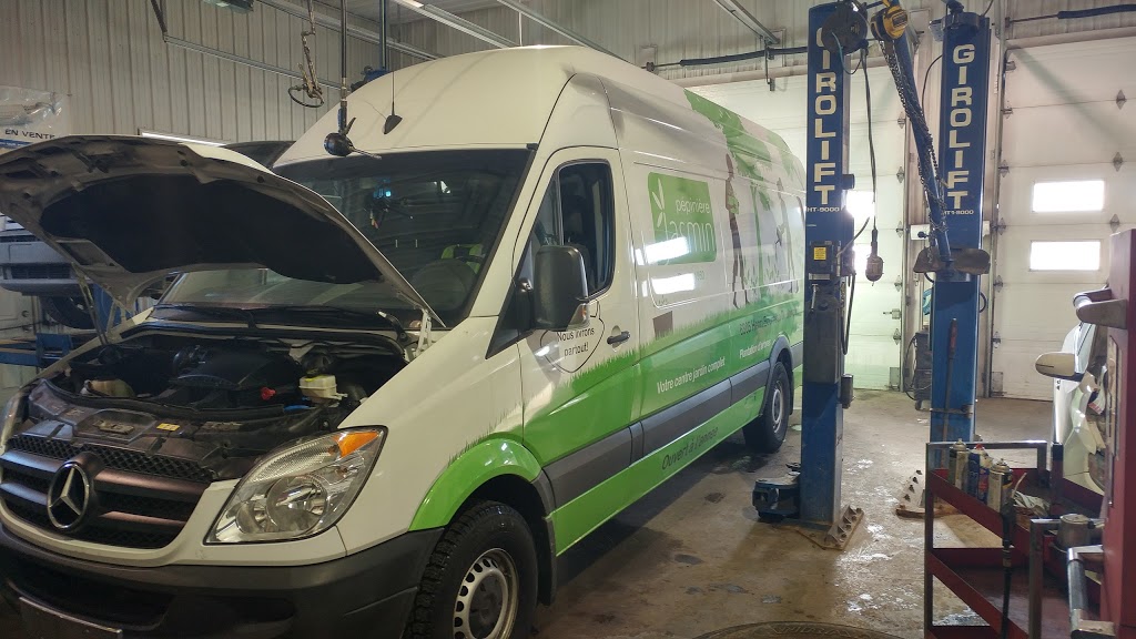 Garage H.Deslongchamps Inc | 2641 Rue Cartier, Sainte-Julienne, QC J0K 2T0, Canada | Phone: (450) 831-2477