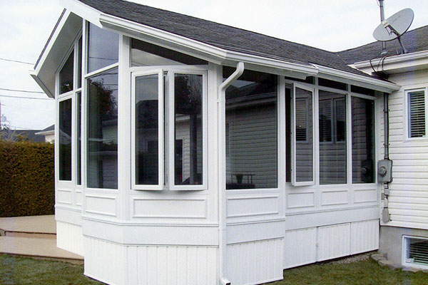 Solarium Alutek inc. | 343 Chemin Yamaska, Saint-Germain-de-Grantham, QC J0C 1K0, Canada | Phone: (819) 395-2775