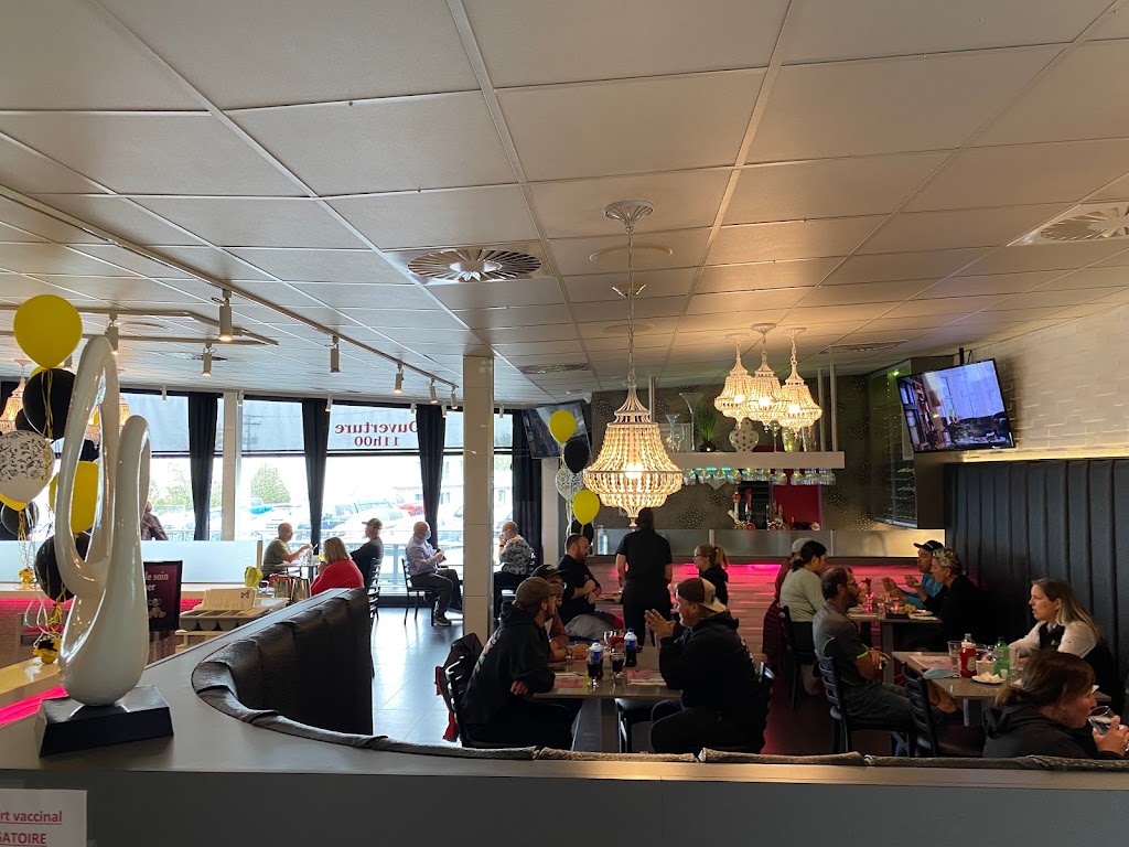Resto des Basques | 68 QC-132, Trois-Pistoles, QC G0L 4K0, Canada | Phone: (418) 851-2991