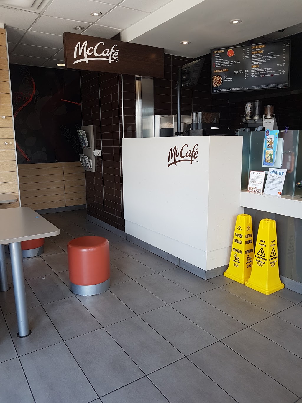 McDonalds | 2359 Ness Ave Unit #2, Winnipeg, MB R3J 1A5, Canada | Phone: (204) 949-3227