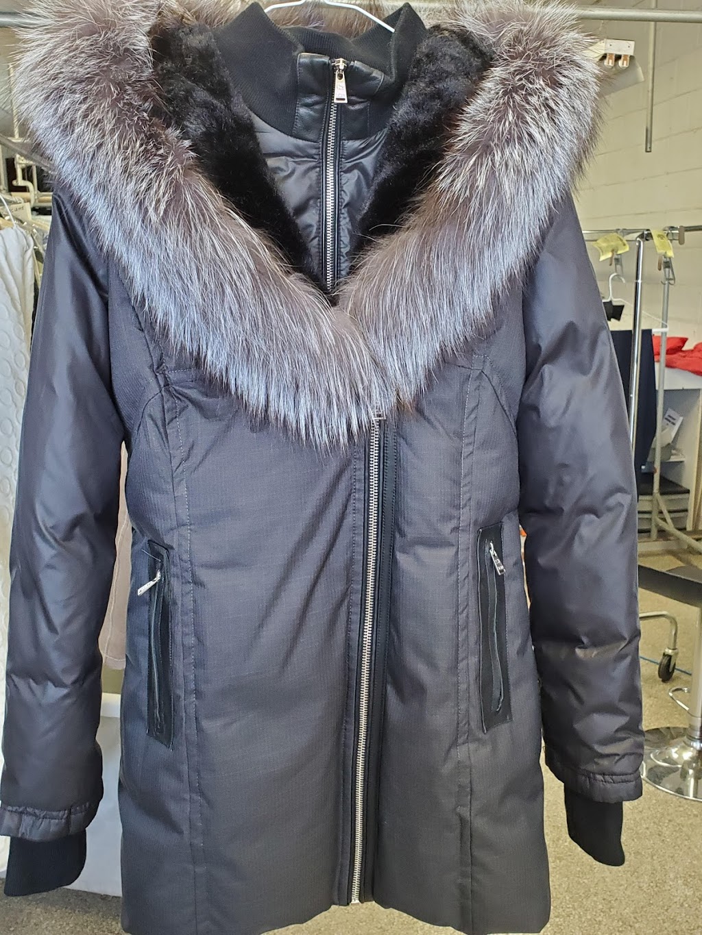 Nettoyeur Tina | 3159 Bd Dagenais O, Laval, QC H7P 1T8, Canada | Phone: (450) 622-5232