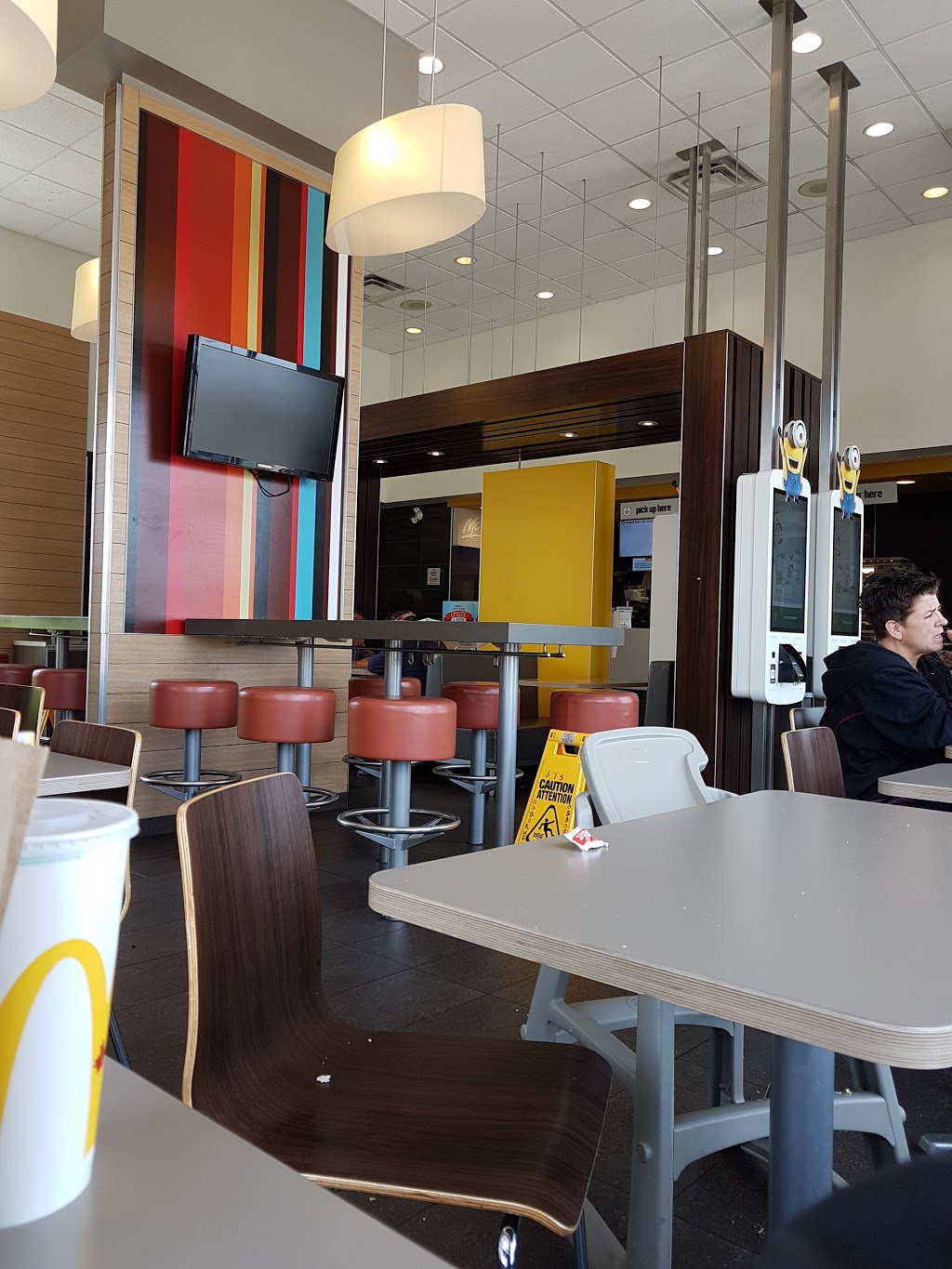 McDonalds | 375 Osborne St, Winnipeg, MB R3L 2A2, Canada | Phone: (204) 949-6044