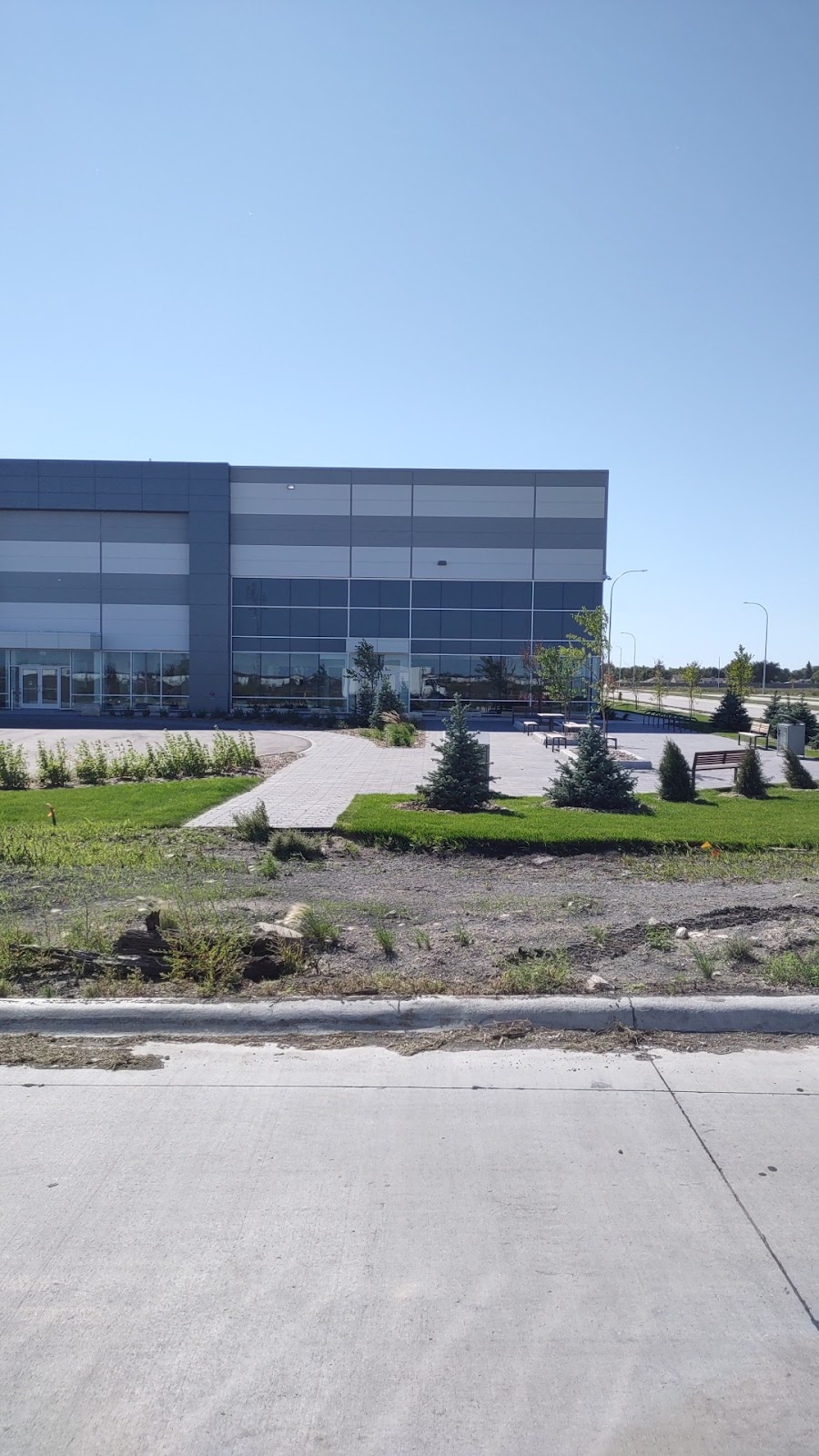 McKesson Canada - Winnipeg Distribution Center | 80 Haggart Ave, Winnipeg, MB R2R 3A2, Canada | Phone: (204) 631-6700