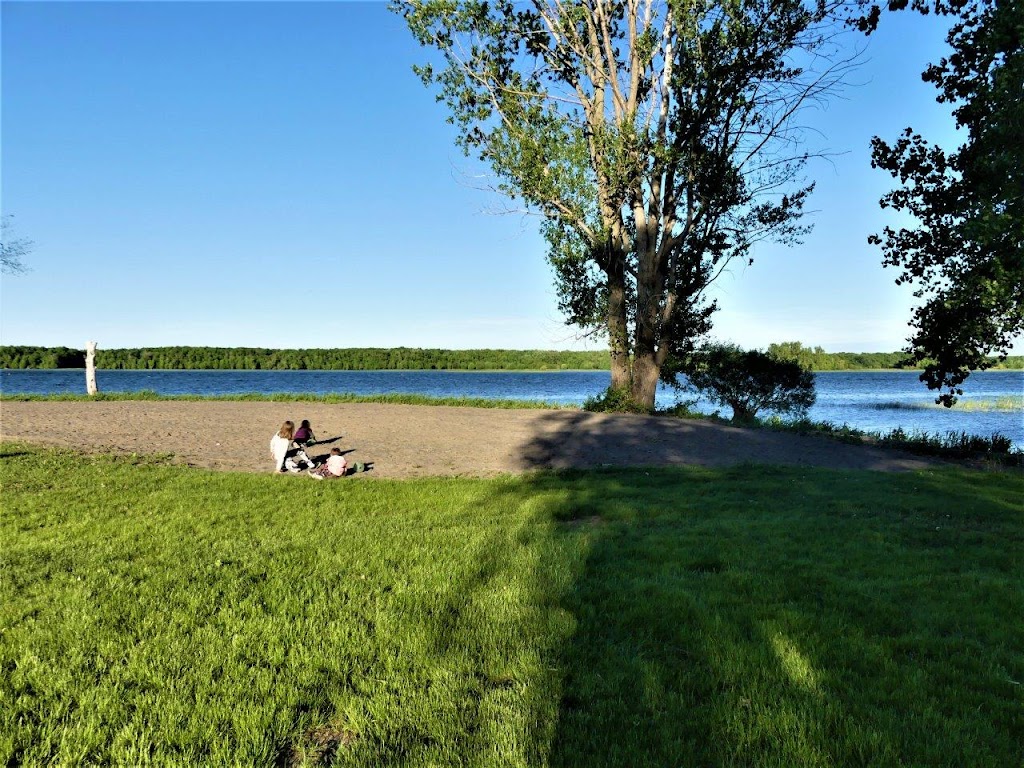Aloberge | 125 81e Av, Île-aux-Noix, QC J0J, Canada | Phone: (438) 558-1230