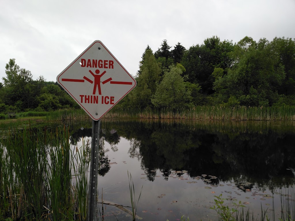 Laurel Creek Nature Centre | 525 Beaver Creek Rd, Waterloo, ON N2V 2L3, Canada | Phone: (519) 885-1368