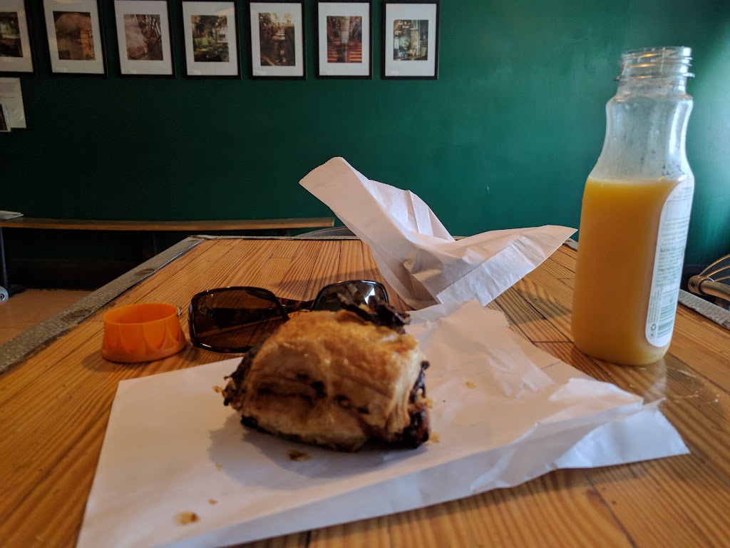 Extra Butter Coffee | 283 Roncesvalles Ave, Toronto, ON M6R 2M3, Canada | Phone: (647) 340-7791